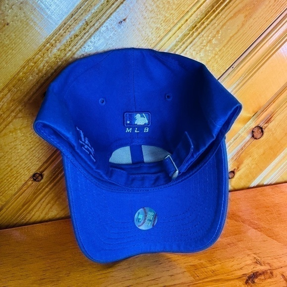 Los Angeles dodgers adjustable cap - Picture 2 of 3